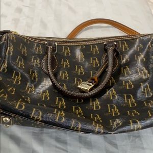 Dooney Bourke